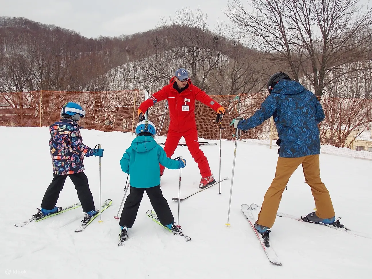 1-Hour Beginner Ski or Snowboard Group Lesson